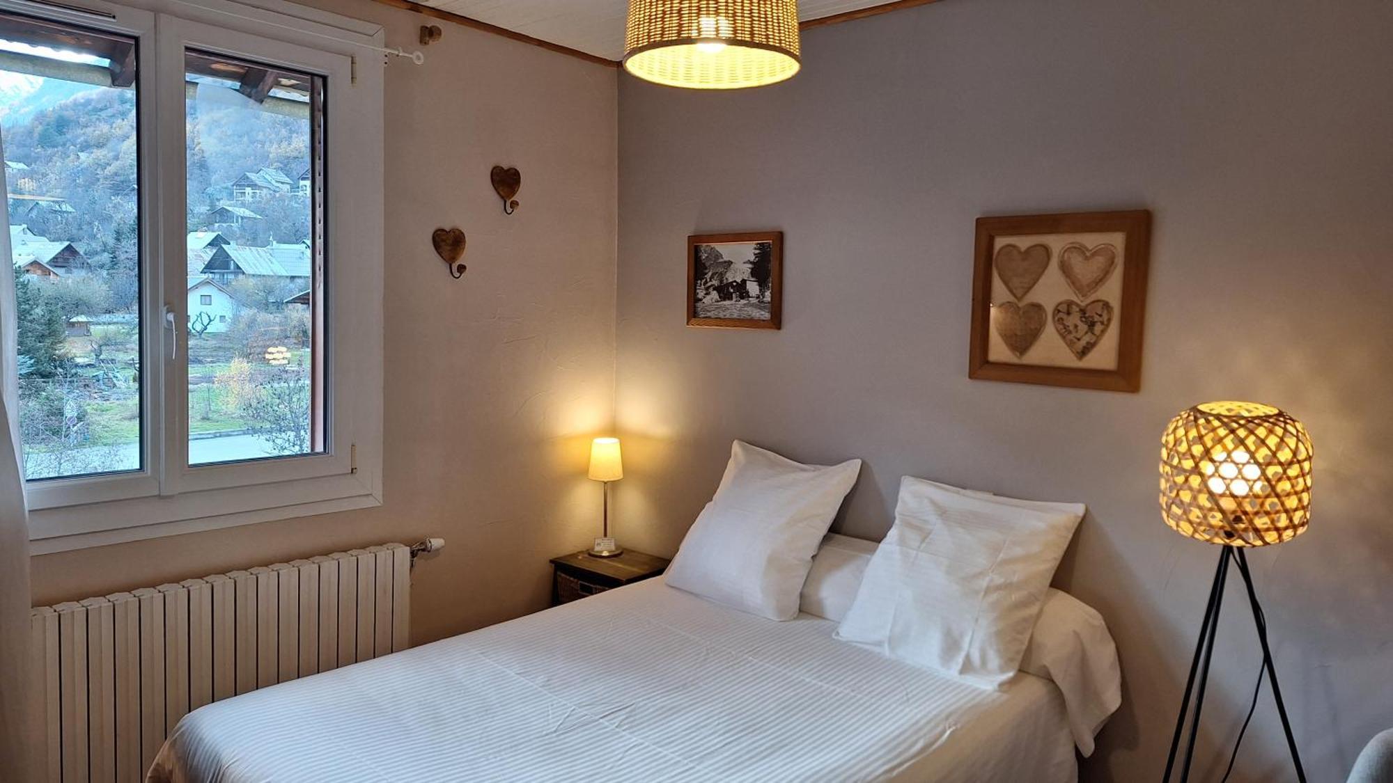 L' Edelweiss B&B Chambres D'Hotes ヴァルイーズ エクステリア 写真